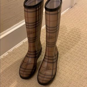 Burberry rain boots